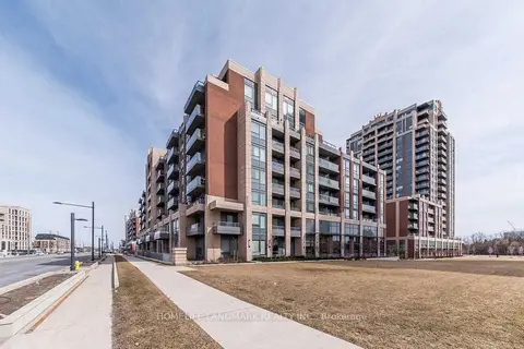28 Uptown Drive 527