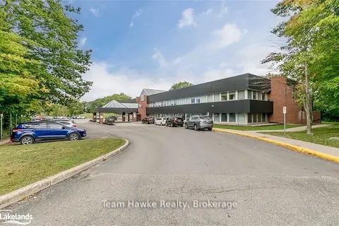 240 PENETANGUISHENE Road 204