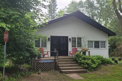 19 HASTINGS Avenue