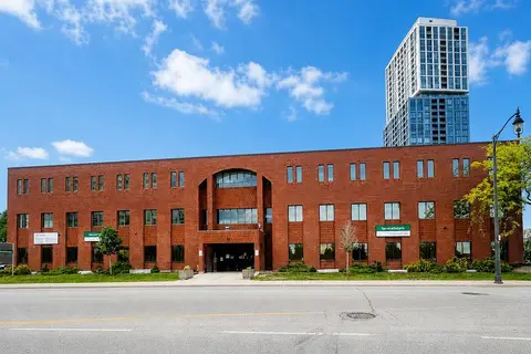 34 Simcoe Street 301