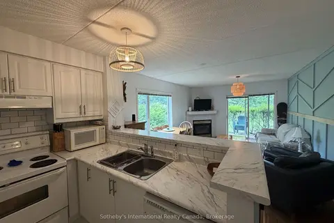 329 MARINERS Way
