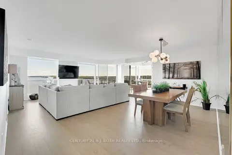 65 Ellen Street 1104