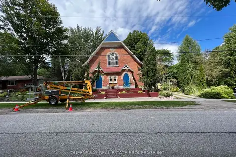 10 Mill Street W