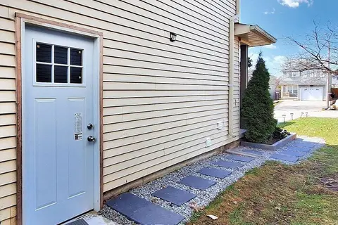 43 D'ambrosio Drive