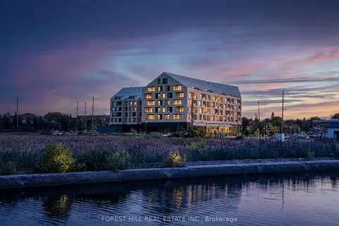31 Huron Street 322