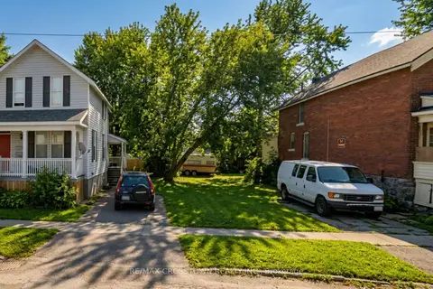 117 Colborne Street E