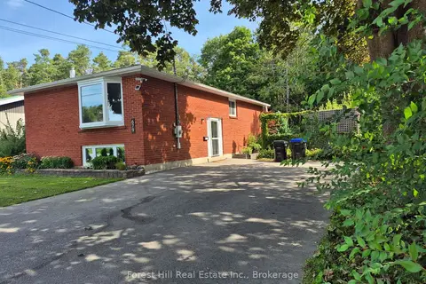 679 Simcoe Avenue W