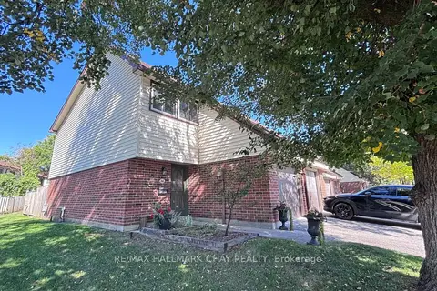 28 Donald Street 66