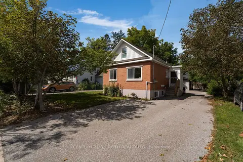 12 Dufferin Street Units 1 + 2 + Coach House