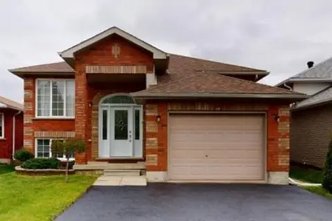133 Monique Crescent lower level