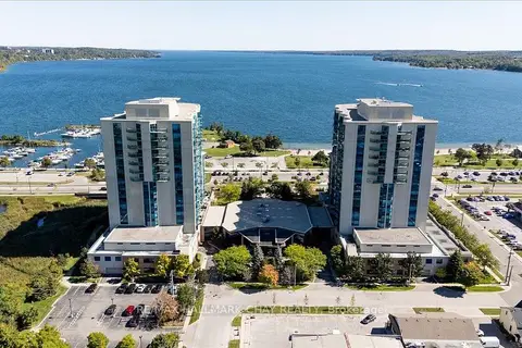 37 Ellen Street 1008