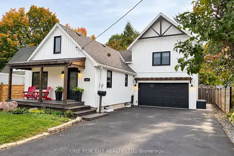 406 Peter Street N