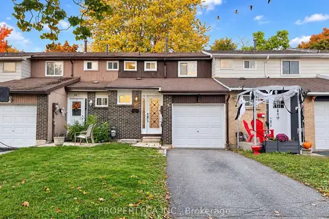 64 Chaucer Crescent