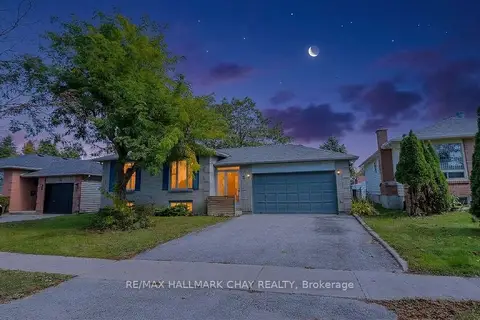 9 Bronte Crescent