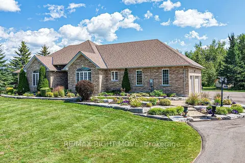 1043 Hurlwood Lane