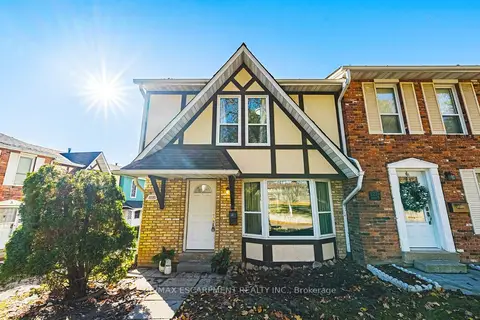 2220 UPPER MIDDLE Road 4