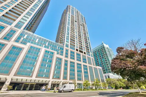 1926 Lakeshore Boulevard W 2216