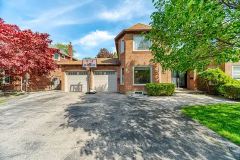 28 Ridelle Court