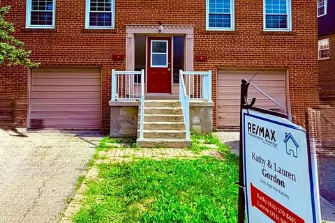 8 Bridesburg Drive