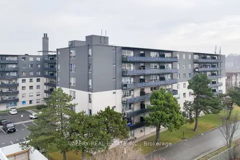1450 Sheppard Avenue W 308