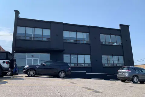91 Tycos Drive 204