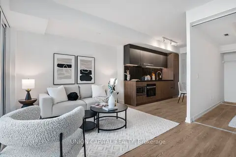 1100 Sheppard Avenue W 835