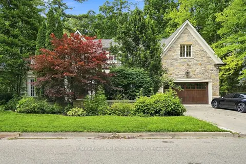 2025 Heartwood Court