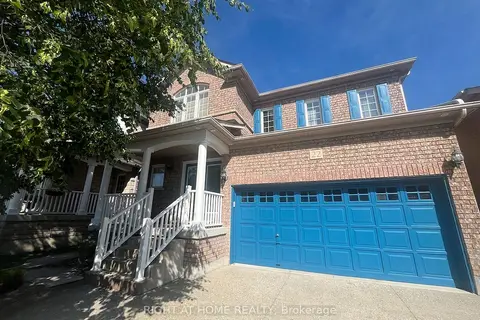 22 Amboise Crescent Main