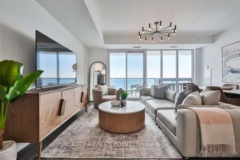 370 Martha Street 2204