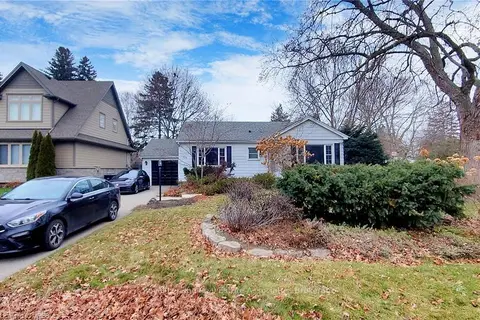 925 Kingsway Drive Basement