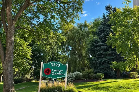3390 Weston Road 2105