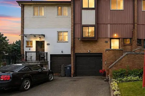 68 Baronwood Court 68