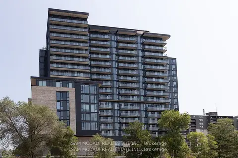 86 Dundas Street E 1517