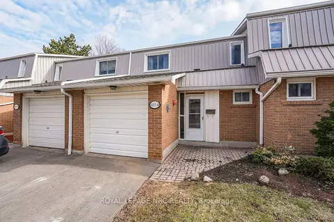 453 Woodview Road 4