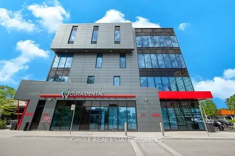 250 Dundas Street West Street 208