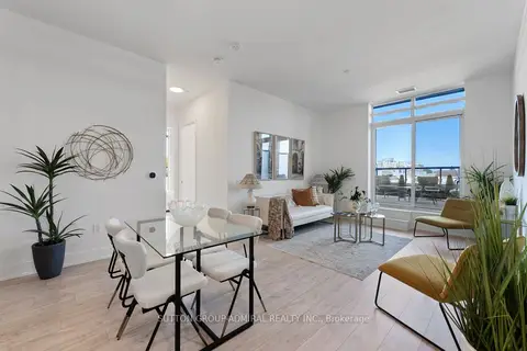 858 Dupont Street 224