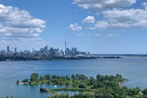 2230 Lake Shore Boulevard W 2102