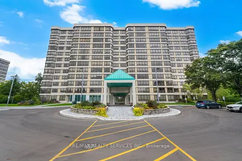 330 Mill Street S 404