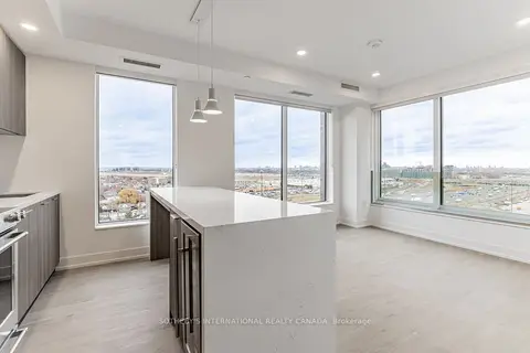 31 York Garden Way 808