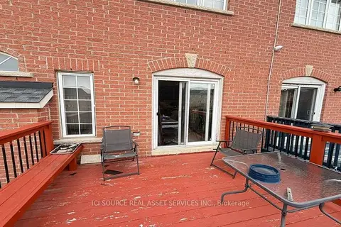 26 Pefferlaw Circle Upper
