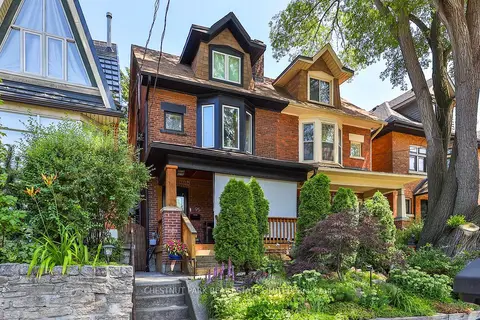 95 Parkside Drive Rear