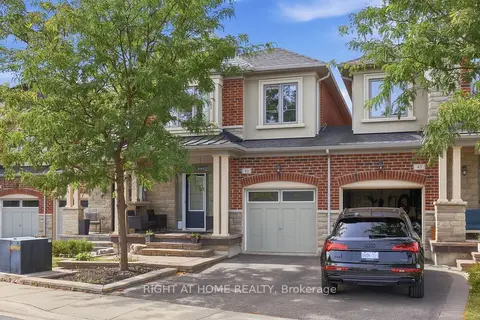 43 Diamond Leaf Lane