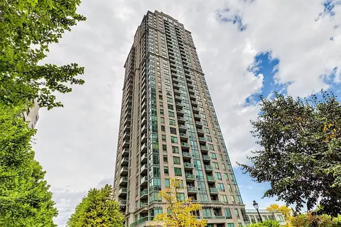 3504 Hurontario Street 3109