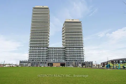 15 Skyridge Drive E 1108
