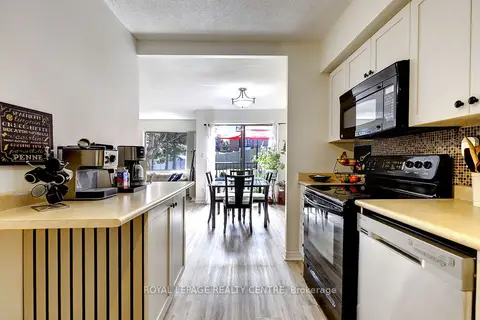 1000 Cedarglen Gate 201