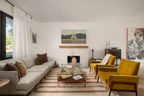 11 Maple Boulevard