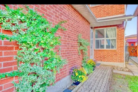21 Ecclestone Drive