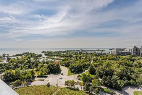 30 Shore Breeze Drive 1319