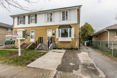 91 Corby Crescent Basement Apartment