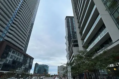 4070 Confederation Parkway 4005
